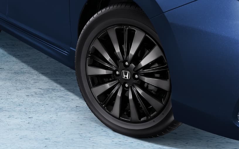 Sport 16" Two-Tone Alloy Wheel