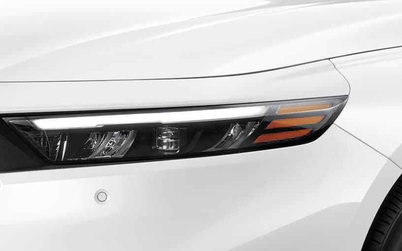 ไฟหน้าแบบ LED พร้อมไฟเลี้ยวด้านหน้าแบบ LED Sequential